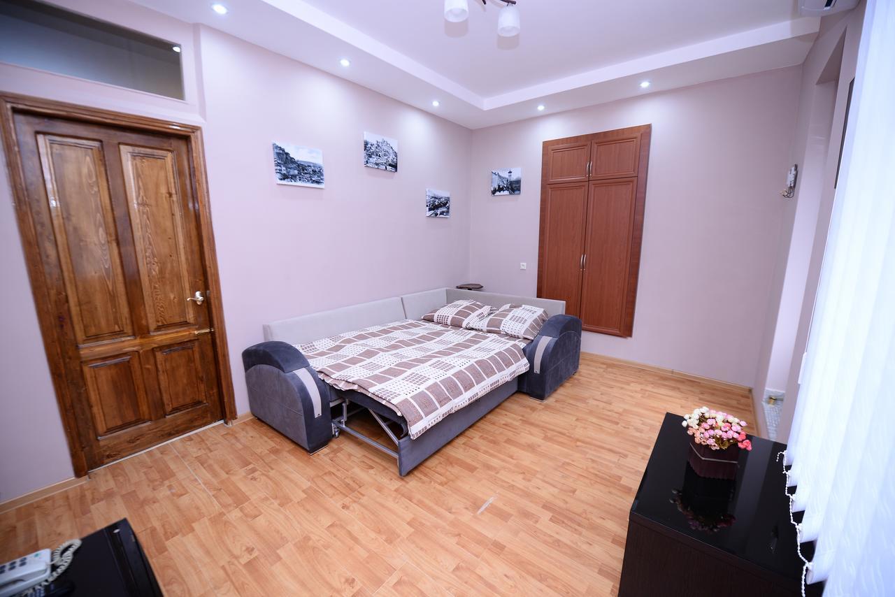 Sweet Home Apartment Tiflis Dış mekan fotoğraf